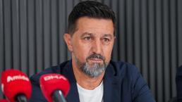 Amedspor'un yeni teknik direktörü Besnik Hasi'den ilk hamle!