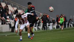 Karşıyaka'da ilk transfer! Burhanettin Basatemür istedi, imzayı attı