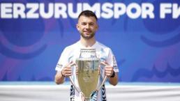 Erzurumspor FK'yı şampiyon yaptı, Serkan Özbalta gönderdi! Yıldız isim 2. Lig takımına gitti