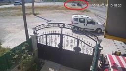Karı kocanın öldüğü kaza anı saniye saniye kameraya yansıdı