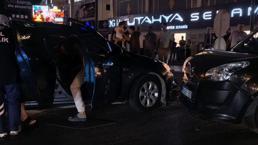 İnegöl'de meydana gelen zincirleme kazada 5 kişi yaralandı