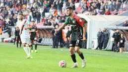 Karşıyaka'da işler karıştı! 3 oyuncu birden çantasını topladı, gidiyor