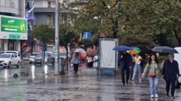Düzce’de sağanak yağışlar ulaşımı aksattı