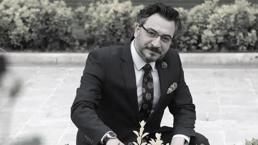 Şanlıurfa'da otomobil takla attı! Televizyon sunucusu Ömer Yılan hayatını kaybetti