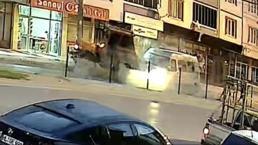 10 tarım işçisinin yaralandığı kaza kameraya yansıdı