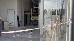 Mermer blok işçilerin üzerine devrildi: 1 işçi hayatını kaybetti