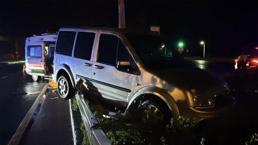 Ambulans ile hafif ticari araç çarpıştı