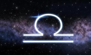 Terazi burcu erkeği hoşlandığını nasıl belli eder? Terazi burcu erkeği aşık olursa ne yapar?