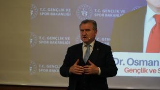 Bakan Bak: Türkiye bir spor devrimi yaşamakta