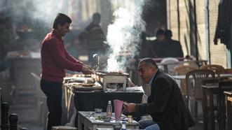 Adana'da yüzyıllardır devam eden gelenek: Ciğer kebabıyla kahvaltı
