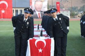 Bitlis'te 580 polis adayı mezun oldu