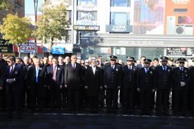 Van ve Bitlis'te Ulu Önder Atatürk anıldı