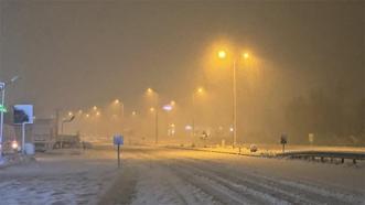 Lapa lapa kar yağışı etkisini artırıyor! Meteoroloji haritayı güncelledi, 55 il için alarm verildi, sıcaklıklar 15 derece daha düşecek