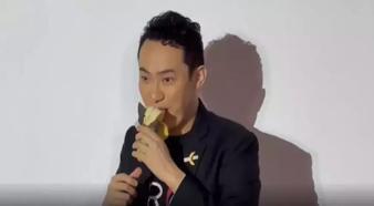 Justin Sun 6,2 milyon dolara aldığı muzu yedi!