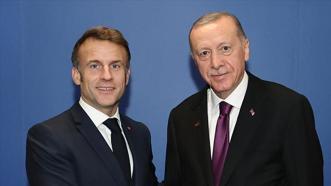 Cumhurbaşkanı Erdoğan Fransa Cumhurbaşkanı Macron ile görüştü