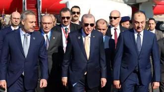 Cumhurbaşkanı Erdoğan, D-8 Zirvesi için Mısır'da