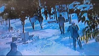 Karda kayıp düşen yaşlı adam öldü; o anlar kamerada