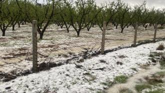 Çanakkale’de dolu yağışı etkili oldu