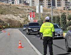 Mardin’de, trafik denetimlerinde 70 araç sürücüne ceza kesildi