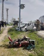Otomobille çarpışan motosikletin sürücüsü ağır yaralandı