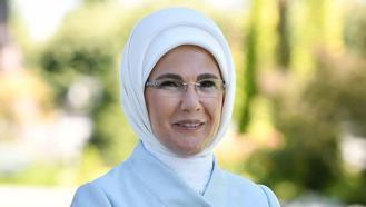 Emine Erdoğan, KADEM'in yeni yönetimini tebrik etti
