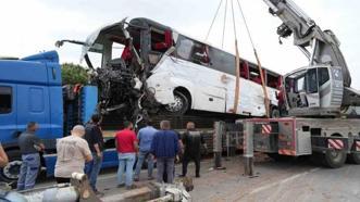 Çanakkale'de 8 kişinin hayatını kaybettiği kazada kamyonun yükünü kurallara uygun taşıdığı belirlendi! Daha önce ceza yazılmış