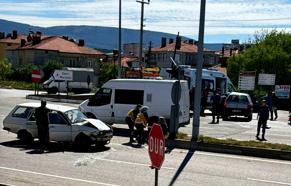 Domaniç’te trafik kazası; 5 yaralı