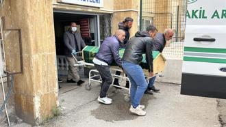 Sivas'ta 2 çocuk annesi keneden öldü