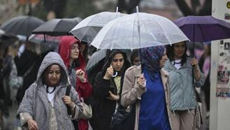 Meteoroloji’den gök gürültülü sağanak yağış uyarısı! Kurban Bayramı’nda hava nasıl olacak? İşte 5 günlük hava tahmini
