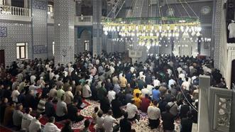 Türkiye’de ilk Kurban Bayramı namazı Iğdır’da kılındı! Camiler doldu taştı