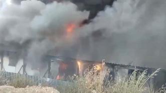 Bodrum'da korkutan yangın! 30'a yakın konteyner zarar gördü