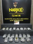 Durdurulan otomobilde 11 kilo 11 gram esrar ele geçirildi