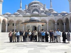 Dilovası’ndan İstanbul’a anlamlı yolculuk; yaşlılara özel gezi programı gerçekleştirildi