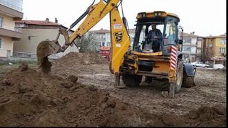 Kepçe operatörünün kovasına takıldı: Sivas'ta nehir kumundan hazine çıktı!