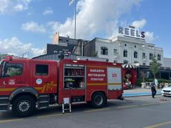 Sakarya'da kafeteryada çıkan yangında maddi hasar oluştu