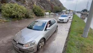 Aydın'da sağanak sonrası heyelan oluştu
