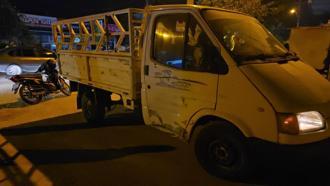 Kozan'da motosiklet otomobille çarpıştı; 1 yaralı