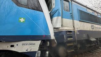 Çekya'nın başkenti Prag’da tren kazası: 40 kişi yaralandı