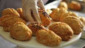 Gaziantep’te ücretsiz dağıtılacak! Çölyak hastası öğrencilere glütensiz ekmek dağıtımı lansmanı yapıldı