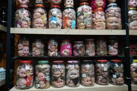 5 bin parçalık koleksiyonun sıra dışı hikayesi! Kocaeli'de görenleri ürkütüyor