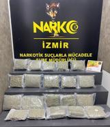 İzmir'de durdurulan araçta 21 kilo skunk ele geçirildi