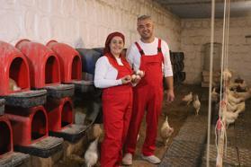 Şehir yaşamından sıkılan çift, 10 dönümlük çiftlik kurup doğal hayata döndü