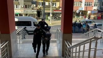 Kocaeli’de DEAŞ ve El Kaide operasyonunda 42 şüpheli adliyede