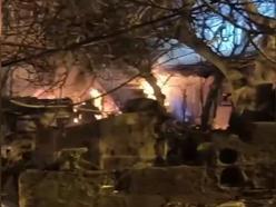 Eyüpsultan'da iki gecekondu alev aldı: 1 ölü 1 yaralı