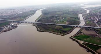 Meriç Nehri'nde taşkını 'Kanal Edirne' önledi