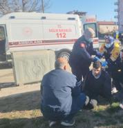 Öğrenci servisi ile hafif ticari araç çarpıştı: 2 yaralı