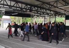 Babasının kullandığı minibüsün altında kalan Salih toprağa verildi