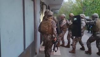 Kıraathane görünümlü kumarhanelerde kadınları kullanıp çiftçileri borçlandırmışlar; 14 gözaltı