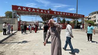 Akçakale Gümrük Kapısı'ndan pasaporlu geçiş 12 yıl sonra yeniden başladı