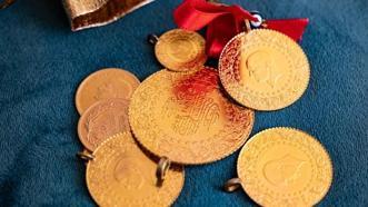 CANLI ALTIN FİYATLARI | 15 Mayıs 2026 çeyrek altın, yarım altın, tam altın ve gram altın fiyatı! Altın yönünü aşağıya verdi gidiyor